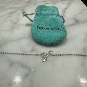 Authentic Vintage Tiffany and Co. Paloma Picasso Loving Heart Bracelet. 7”